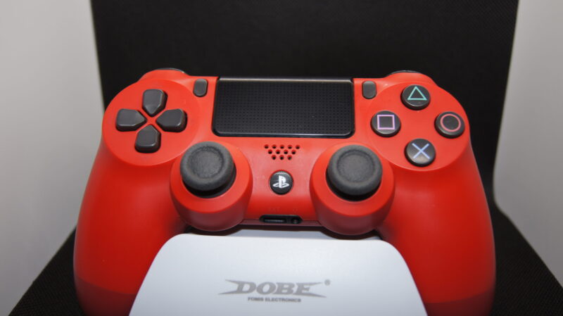 Sony Ps4 Controller mit Hall Effect Sticks - Top Zustand